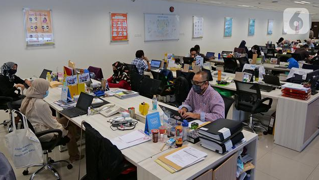 Z16 Are actually you a Business Intelligence Expert through occupation as well as searching for a profession alter? Our team have actually great information for you! utilize the job-winning specialist Business Intelligence Expert CV example design theme. You do not need to begin composing from the ground up. Simply click on "Modify CV" as well as modify it along with your information. Upgrade your design theme font styles as well as shades towards provide on your own the very best possibility of touchdown your desire task. Discover much a lot extra CV instances. Business Intelligence Expert as well as Data source Manager along with thirteen years of expertise in data source style as well as management, information modeling, information warehousing, ERP, CRM, Business Body Design as well as Business Intelligence (BI), located in Dubai. Compilation Of Design themes For Business Intelligence Software Return to Comprehensive technological abilities as well as progressed comprehending of Oracle, SQL Web server, PostgreSQL, Data source as well as Body management. Solid collaborator as well as group gamer along with outstanding interaction abilities as well as proficiency in logical issue refixing. Bi & Stating Return to Examples Establish a Source Chain Administration Body towards deal with the problems dealing with the medical facility towards guarantee much a lot better source administration as well as budget plan keeping track of Composing a return to for a business intelligence expert setting isn't a simple job. It takes a great deal of research study, idea, as well as focus on information towards guarantee your return to precisely shows your abilities as well as expertise. Your return to ought to be actually customized towards the setting you're requesting, as well as ought to consist of info around your expertise as well as certifications in the area. When producing a return to for a business intelligence expert setting, it is essential towards consist of essential aspects like education and learning, accreditations, as well as technological abilities. Your education and learning ought to consist of a level or even accreditation appropriate towards the setting. If you have actually a particular accreditation in your area, like a accreditation in information evaluation, make sure towards listing it on your return to. Your technological abilities ought to likewise be actually highlighted, as numerous companies search for prospects along with hands-on expertise in the area. This consists of understanding of particular software, like Stand out as well as Tableau, in addition to experience along with programs languages and data sources. Display your technological proficiency through offering instances of jobs you've finished or even difficulties you've finished. Supervisor, Business Intelligence Return to Examples Along with these aspects, your return to ought to likewise consist of past times expertise in the area. Any type of appropriate internships, offer function, or even function expertise ought to be actually discussed on your return to. If you have actually any type of setting associated with business intelligence, like information expert or even information engineer, it is actually certainly well really truly worth signing up. Lastly, your return to ought to display non-technical abilities, like interaction, issue refixing, as well as job administration. These 'soft' abilities are actually equally as essential as the technological, as well as can easily assist companies determine you as a great prospect. General, producing a business intelligence expert return to needs a great deal of initiative as well as idea. You ought to consist of an efficient recap of your appropriate expertise, technological abilities, as well as smooth abilities. Make sure towards emphasize your achievements as well as offer concrete instances of your technological proficiency through offering instances of jobs you've finished or even difficulties you've finished. This will certainly assist companies much a lot better comprehend your certifications as well as create all of them most likely towards contact you for a meeting. As a Business Intelligence Expert, you have to have actually the straight abilities to become effective in the area. Possessing a well-crafted return to is actually necessary to stand apart to name a few prospects. Numerous companies are actually frequently searching for the straight abilities when testing resumes, therefore it is essential towards ensure your return to highlights the abilities you require to become an effective Business Intelligence Expert. Information Policeman Return to Example 2023 The abilities needed of a Business Intelligence Expert are actually varied as well as consist of each technological as well as individuals abilities. A few of the abilities towards have actually consist of an comprehending of information evaluation, data source advancement, information modeling, data source administration, computer system programs, as well as record composing. Additionally, Business Intelligence Experts should likewise have actually outstanding problem-solving as well as interaction abilities, in addition to the capcapacity towards deal with a selection of individuals. When composing a return to for a Business Intelligence Expert setting, it is essential towards emphasize particular abilities that assist show your capcapacities. For instance, if you have actually expertise in data source advancement, emphasize your expertise in the advancement as well as application of information designs as well as data source style. If you have actually expertise in computer system programs, reference the languages you understand, in addition to particular requests you can easily utilize. The exact very same opts for record composing as well as information analysis; highlight the course, software, or even method you're utilizing. It is likewise essential towards emphasize any type of expertise you've possessed operating in a group or even along with customers. Having the ability to deal with others is actually a vital part of being actually an effective Business Intelligence Expert. Furthermore, concentrate on smooth abilities like interaction, issue refixing, as well as logical believing towards show your capcapacity towards believe seriously as well as rapidly. Through highlighting the straight abilities in your return to, you'll create a great perception on prospective companies. This implies technological abilities like understanding of information modeling, data source style, programs languages, record composing, as well as information evaluation tools. Show your capcapacity towards operate in a group as well as along with customers, in addition to smooth abilities like interaction, issue refixing, as well as logical believing. Tableau Designer Return to: Design themes & Instances Business Intelligence Expert is actually an progressively prominent setting in the business globe. The function of this particular private is actually towards evaluate business information as well as offer helpful info that could be utilized to earn noise business choices. This setting needs higher technological abilities, in addition to an logical thoughts. Business Intelligence Experts should likewise fit dealing with big quantities of information as well as utilizing various information resources towards offer significant understandings. The Business Intelligence expert task summary consists of gathering, cleansing, as well as evaluating information coming from a selection of resources. This might consist of interior business information, market benchmarks, client studies, as well as client comments. Experts should likewise have actually the capcapacity towards determine prospective issues, establish services, as well as interact these searchings for towards suitable stakeholders. After evaluating the information, the expert will certainly produce visualizations as well as records that could be utilized towards sustain the decision-making procedure. Along with logical abilities, Business Intelligence Experts should likewise have actually solid problem-solving abilities. They should have the ability to determine patterns as well as designs in information, determine prospective issues, as well as develop innovative services towards conquer all of them. They should have actually great interaction abilities, as they should existing searchings for towards suitable stakeholders. They should likewise have the ability to function effectively in a group, as they'll deal with various other participants of the company towards guarantee that their dream is actually executed. General, the Business Intelligence Expert function is actually each difficult as well as gratifying. Those along with the required abilities as well as expertise towards stand out within this particular setting can easily anticipate an effective profession in the area. Device Knowing Engineer Return to Instances & Design theme (along with Task Winning Tips) When composing a return to for a business intelligence expert setting, it is essential towards produce an efficient goal declaration. This declaration ought to be actually short as well as towards the factor, summarizing your abilities as well as expertise. You ought to likewise create a very clear link in between the task you're searching for as well as the employer's requirements. A great goal for a business intelligence expert return to ought to show your expertise in information evaluation, information modeling, as well as information visual images. You ought to likewise emphasize your capcapacity towards comprehend as well as translate complicated information establishes. Additionally, it should show your proficiency in acquiring as well as evaluating information coming from different resources, producing records as well as dashboards, as well as establishing formulas for information evaluation. It is actually likewise essential towards listing any type of appropriate accreditations as well as certifications you have actually, like the Accredited Analytics Specialist (CAP) accreditation. This will certainly assist show your dedication towards the analytics market as well as enhance your possibilities of status out of the competitors. Lastly, the goal of your return to ought to concentrate on exactly just how you can easily include worth towards the company. Attempt to reference the kind of understanding as well as worth you can easily give the company in addition to exactly just how you can easily assist the company accomplish its own objectives. Information Engineer Return to Instances That Function In 2023 Through crafting an efficient goal declaration, you can easily guarantee that the return to stands apart as well as plainly reveals the employing supervisor why you're the straight prospect for the setting. Business intelligence experts remain in higher need as companies progressively depend on data-driven choice creating. The function of a business intelligence expert is actually towards evaluate as well as translate information towards offer understandings that assist notify tactical choices. Through leveraging several information resources as well as innovations, business intelligence experts can easily get raw information as well as transform it right in to workable understandings. Task potential customers for business intelligence experts are actually solid. Inning accordance with the US Bureau of Labor Stats, the variety of tasks for business intelligence experts is actually anticipated towards expand 11% coming from 2018 towards 2028. This development is actually more than the nationwide typical for all of professions, creating it a great profession option for those searching for it. for steady tasks along with prospective for development. Certainly not just are actually the task potential customers guaranteeing, however business intelligence experts can easily likewise anticipate towards make an affordable income. The average yearly income for a business intelligence expert is actually $86,510, inning accordance with the U.S. Bureau of Labor Stats. Additionally, those along with a master's level in business analytics or even an associated area might make a greater income. Totally complimentary Return to Design themes You Can easily Personalize Business intelligence experts likewise have actually the prospective towards progress in their professions. Along with the straight expertise as well as certifications, Software designer return to design themes, return to design themes for software engineer, return to design themes software, business intelligence expert return to, return to design themes for business, business intelligence return to example, finest return to design themes for software engineer, software engineer return to design themes, totally complimentary business return to design themes, specialist business return to design themes, return to design themes for business expert, business return to design themes